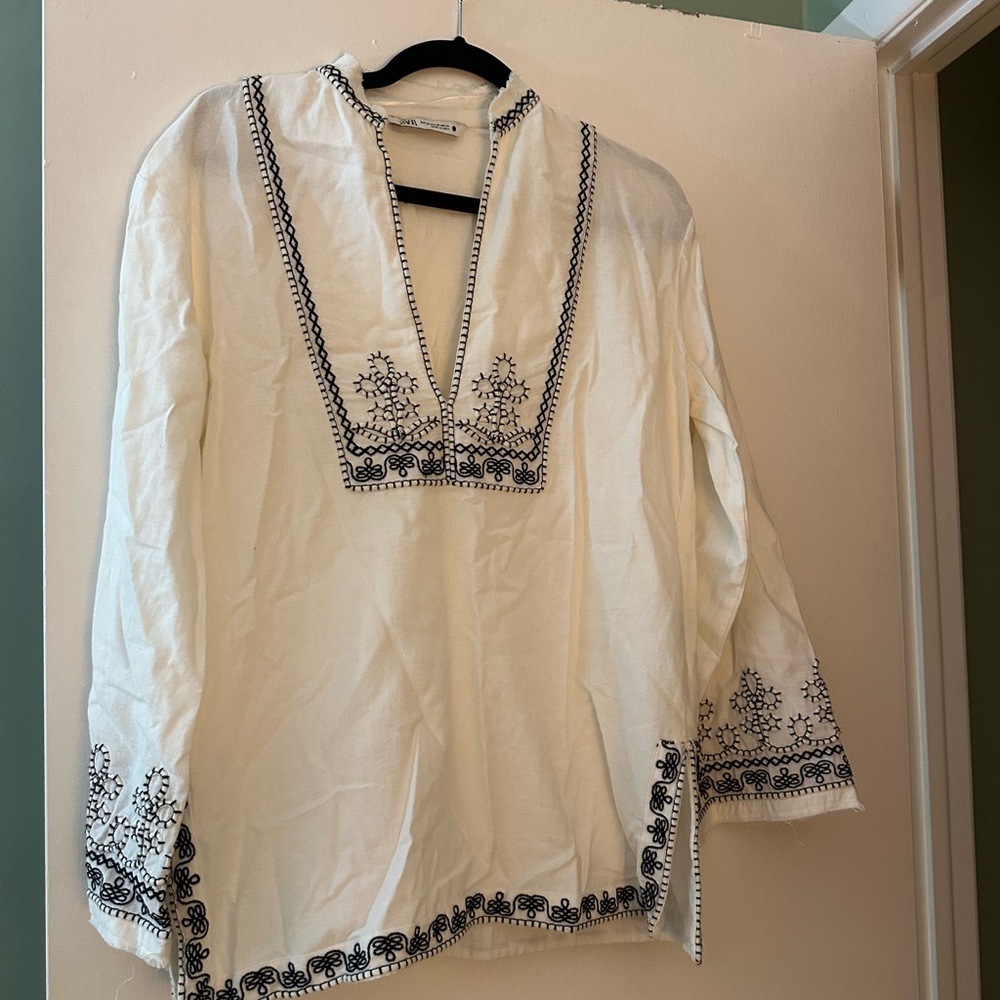 Zara Cream Top with Black Stitching